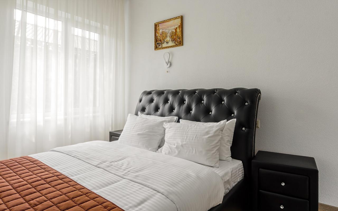 Hotel Sorrento Одеса Екстериор снимка