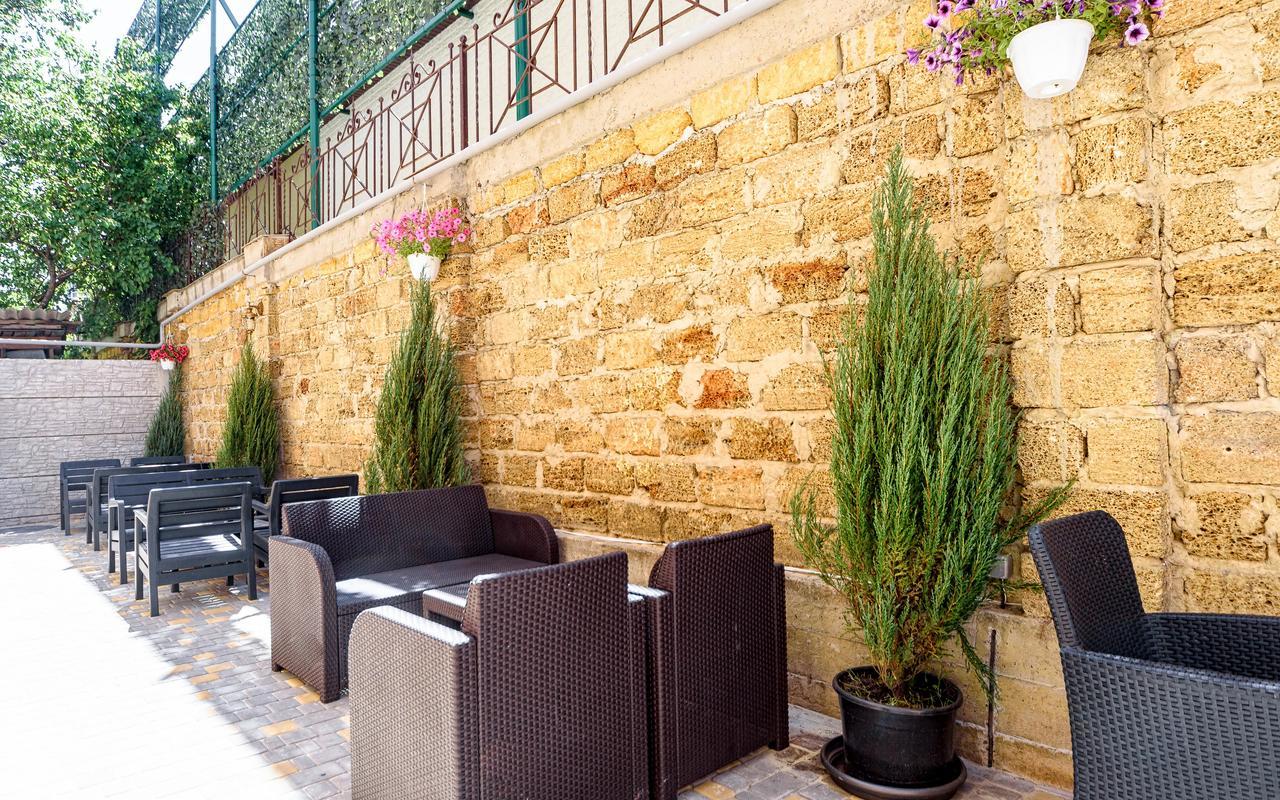 Hotel Sorrento Одеса Екстериор снимка